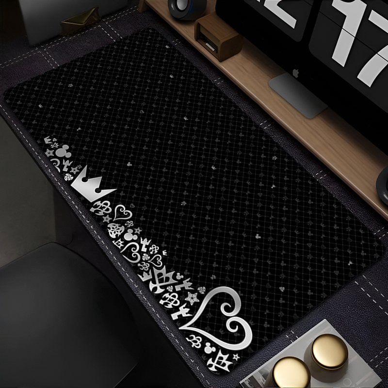 Black And White Anime Desktop  - огляд і ціна Tech Desktop Accessories