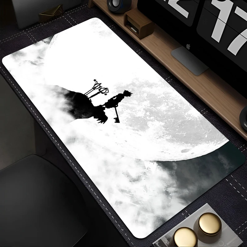 Black And White Anime Desktop  - огляд і ціна Tech Desktop Accessories