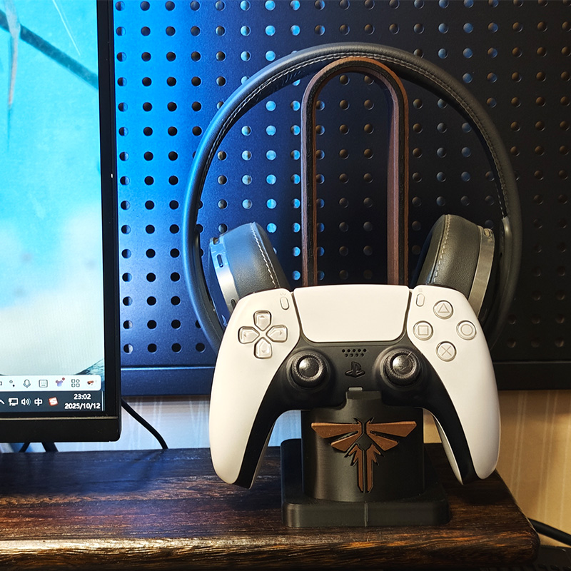 Handle Earphone Stand Zelda An - огляд і ціна Tech Desktop Accessories